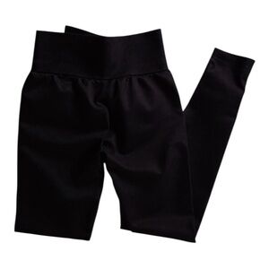 OQQ Ribbed Butt Lifting Scrunch Leggings Black Size Small NWOT High Waist